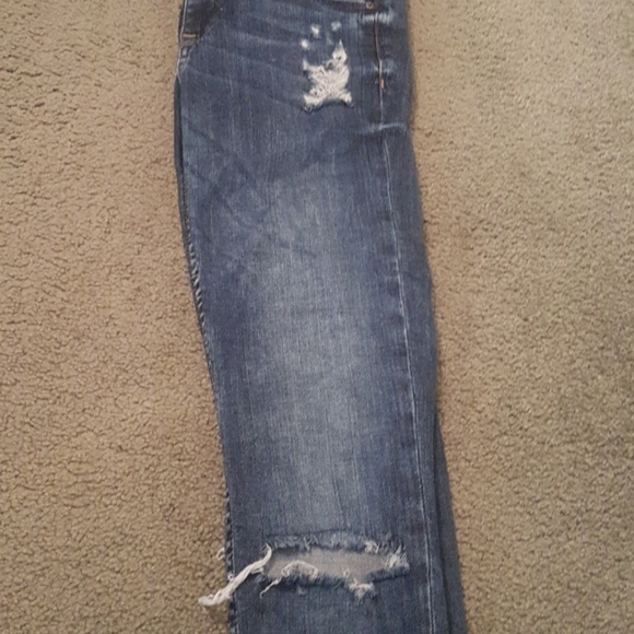 H&M distressed skinny jeans - Picture 6 of 11